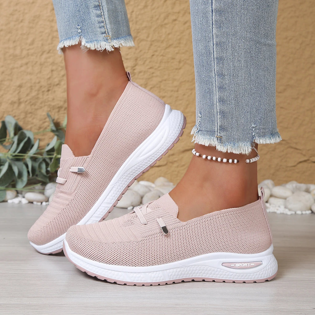 Women's shoes 2026 casual sneaker new style color single shoes versatile, casual and fashionable work shoes free shippiing shoes