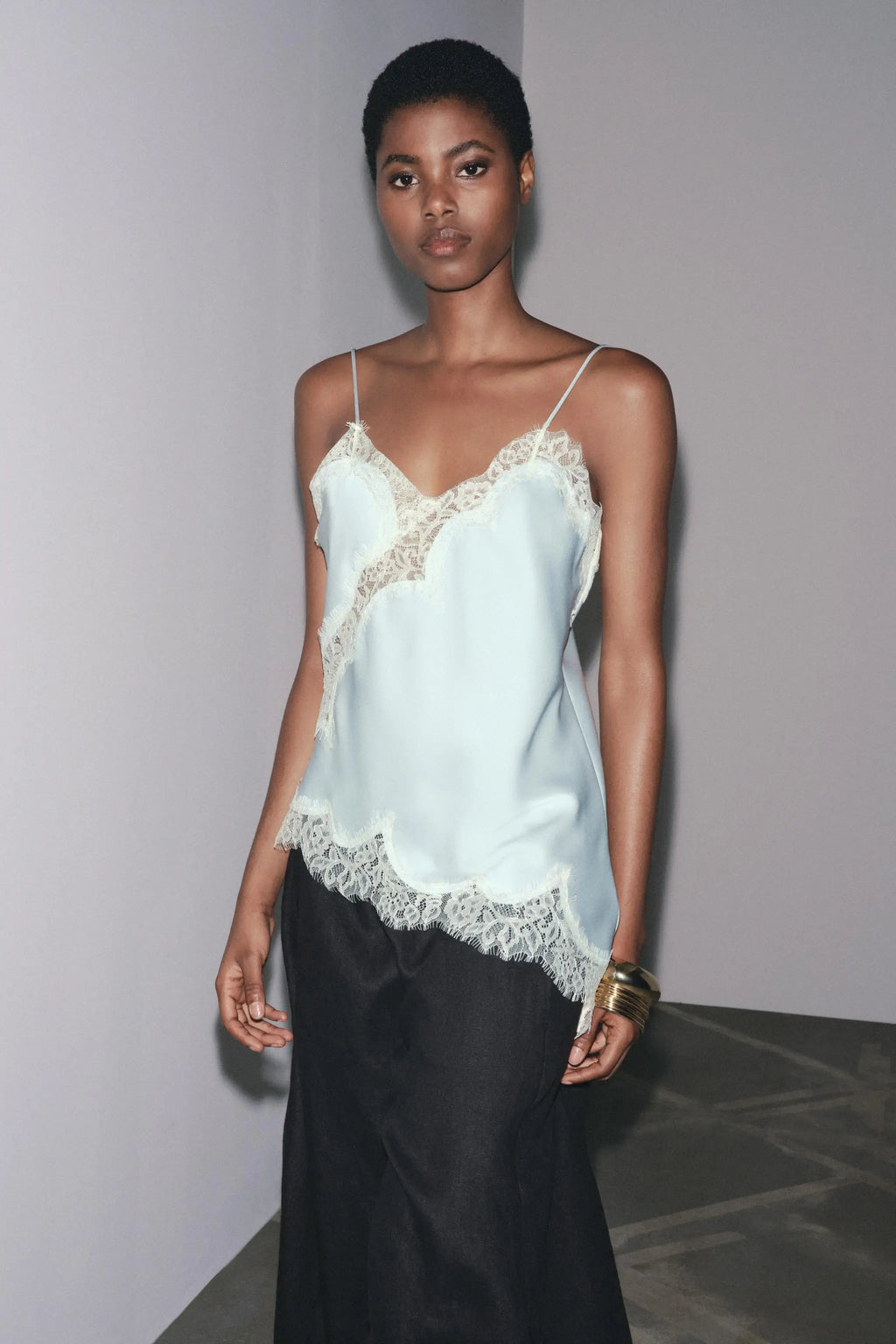 Sexy Hollow Out Fishbone Top Strapless Slim Fit Corset Vest Lace V Neck  Body Shaping Camisole Tops 2025 New Women Shaper Tanks