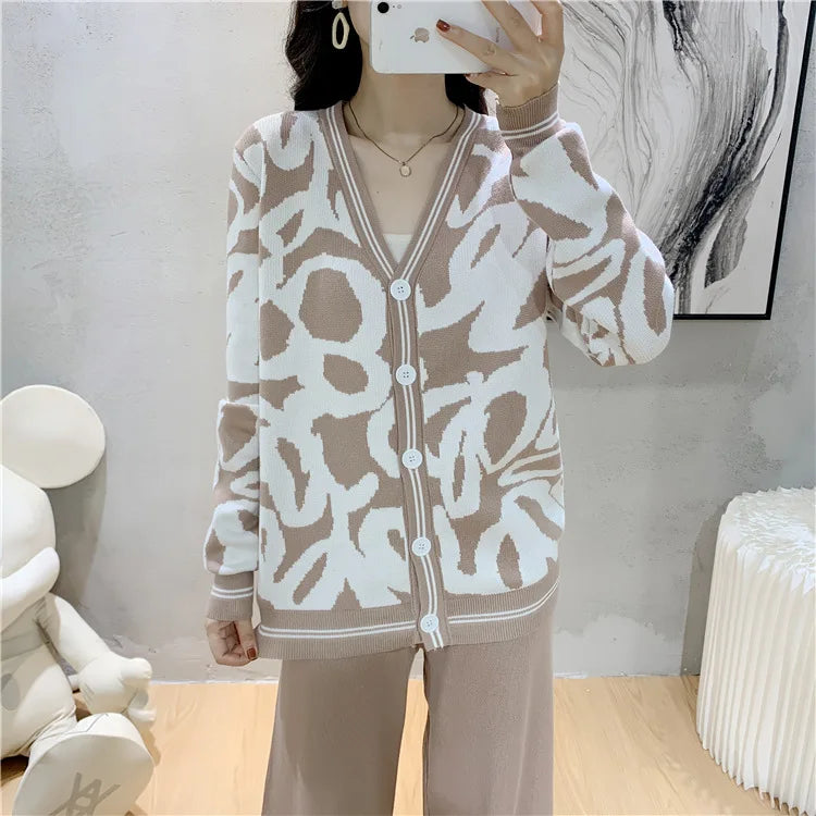 Autumn Winter 2 Pieces Women Sets Knitted Tracksuit 2024 New V-collar Single Breasted Sweater and Wide Leg Pant Suits T726